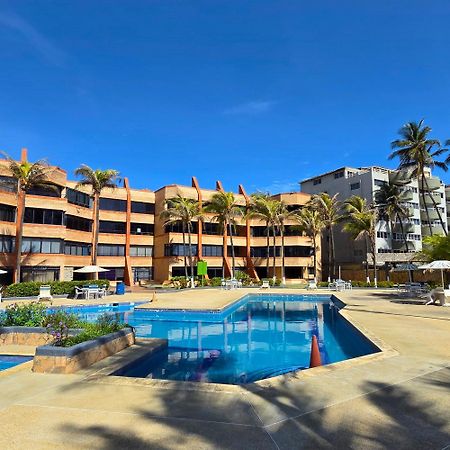 Ferienwohnung Tucacas, Frente Al Mar, Balcon, Piscina Y Playa Privada Exterior foto
