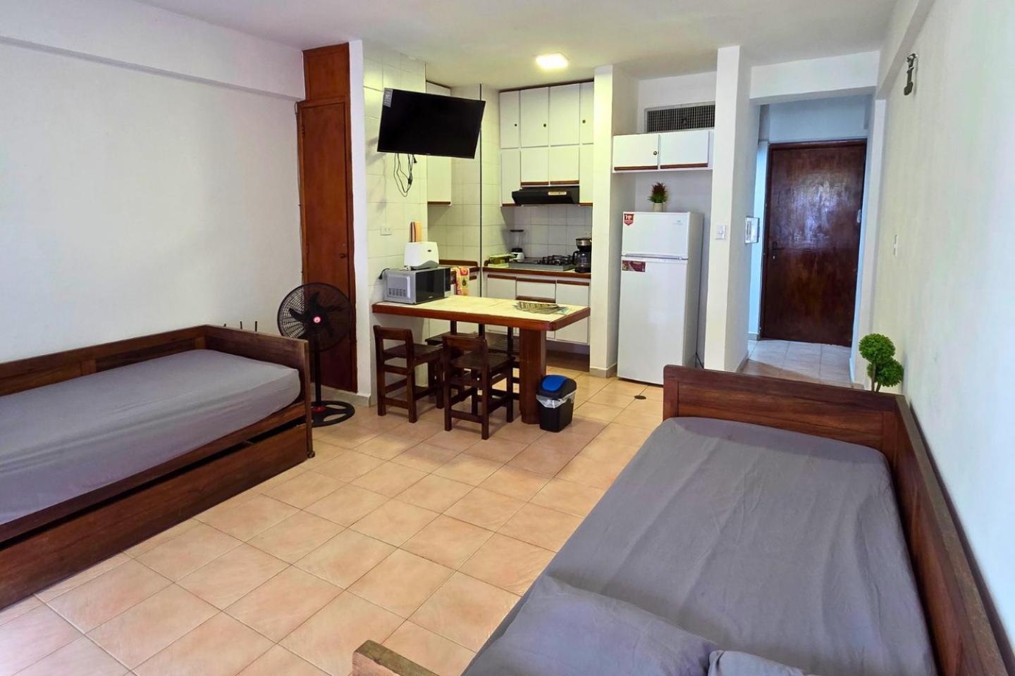 Ferienwohnung Tucacas, Frente Al Mar, Balcon, Piscina Y Playa Privada Exterior foto