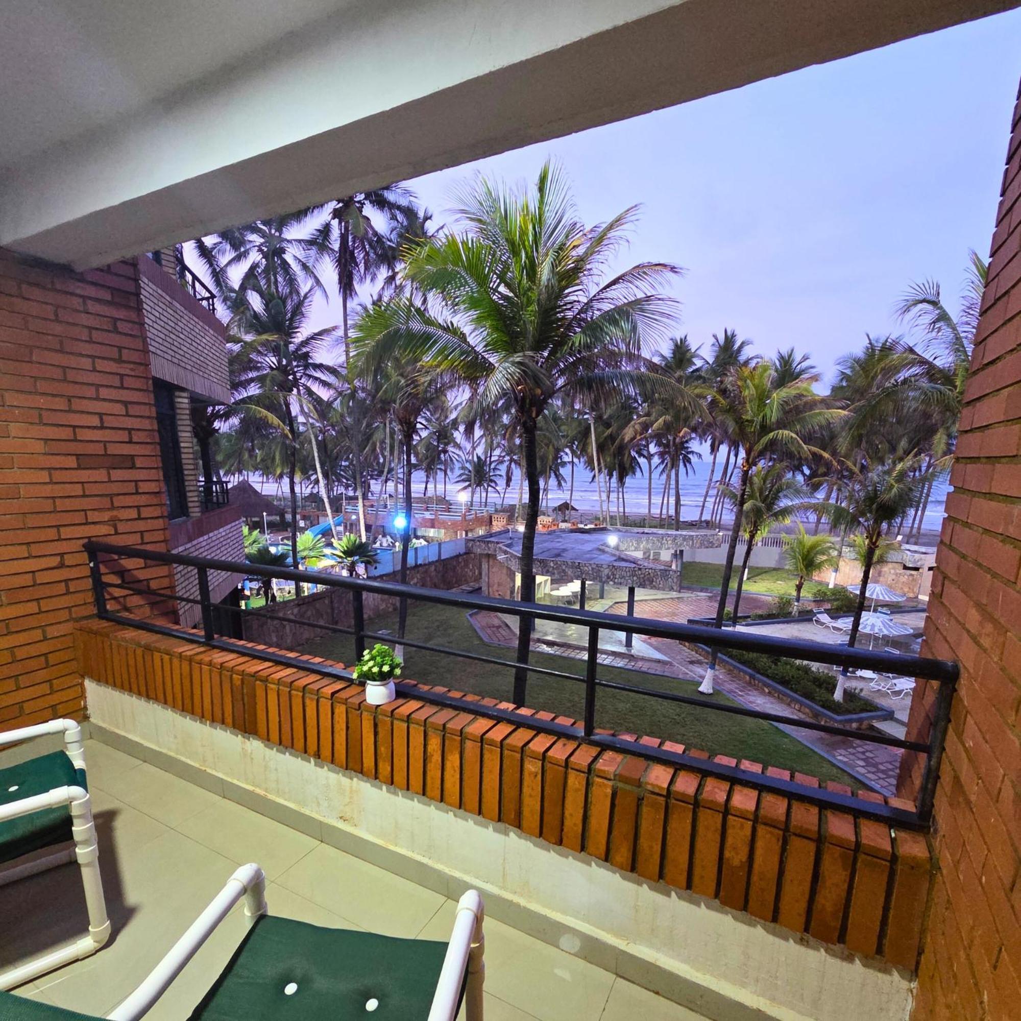 Ferienwohnung Tucacas, Frente Al Mar, Balcon, Piscina Y Playa Privada Exterior foto
